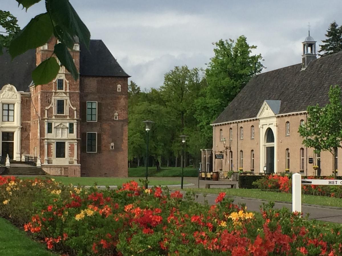 Bed And Breakfast "Kasteelzicht"Vaassen エクステリア 写真