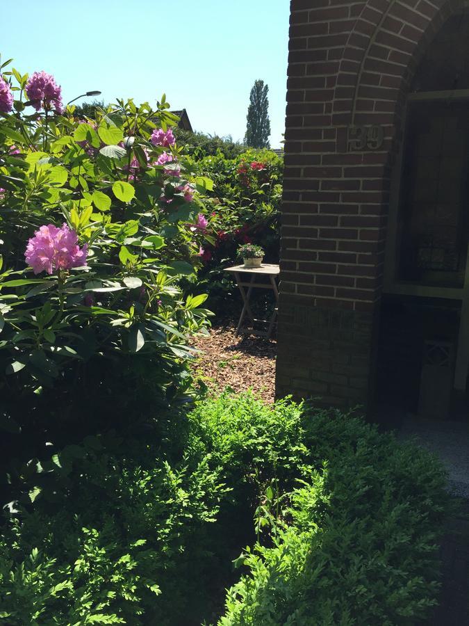 Bed And Breakfast "Kasteelzicht"Vaassen エクステリア 写真